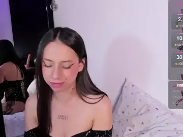 Stripchat Free Live Porn of zephyra-angels