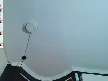 Stripchat Free Porn Cam of AlexLenox_