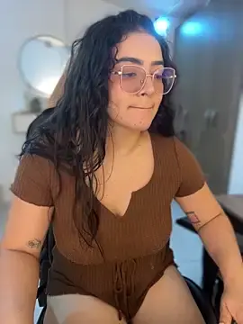 Stripchat Adult Webcam of Lia_flowers