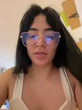 Stripchat Live Porn of Lia_flowers