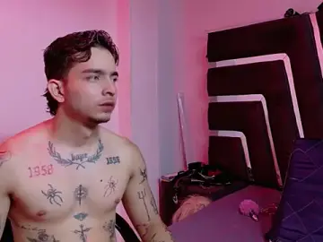 Stripchat Sex Cam of AliceandMax