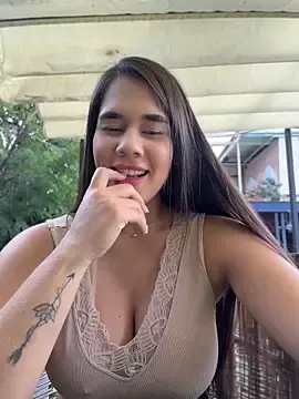 Stripchat Watch Live Sex Cams of BellaLeclair