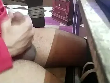 Stripchat Sex Cam of growing20yo