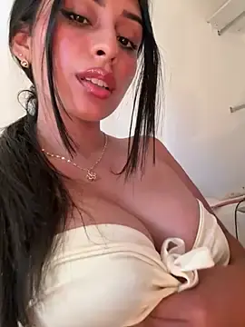 Stripchat Free Live Porn of sweetAli_