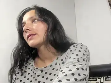 Stripchat Free Porn Cam of Nathaly_love96