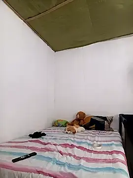 Stripchat Free Porn Cam of KITY_HILL