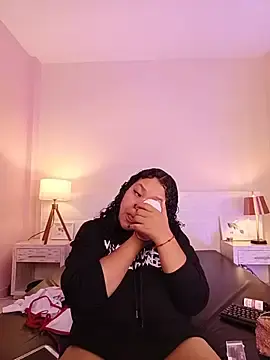 Stripchat Live Sex Cam of KITY_HILL