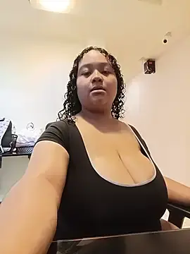 Stripchat Live Sex Cam of KITY_HILL