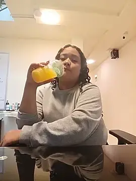 Stripchat Live Sex of KITY_HILL