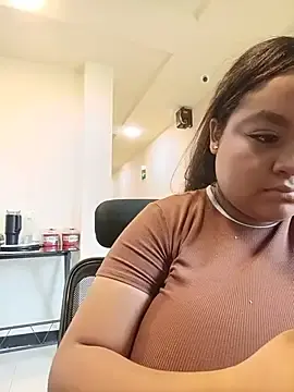 Stripchat Free Porn Cam of KITY_HILL