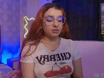 Stripchat Adult Webcam of Naomy_tay1