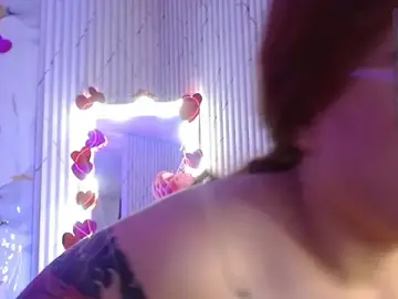 Stripchat Adult Webcam of Naomy_tay1