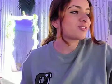 Stripchat Live Sex Cam of Naomy_tay1