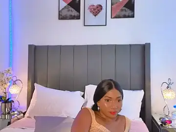 Stripchat Live Sex Cam of Whitney_00