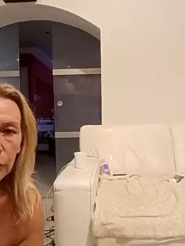 Stripchat Sex Cam of sissytrainz