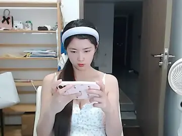 Stripchat Live Sex Cam of Mimi-cnbaby