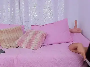 Stripchat Nude Webcam of Lori_Evanss