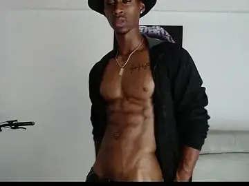 Stripchat Adult Webcams of drake_brwon_23