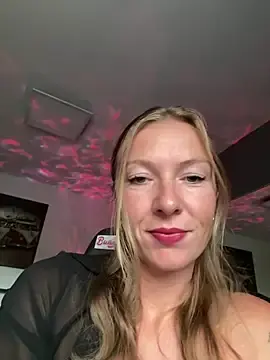 Stripchat Nude Webcam of BunnyDiamond1