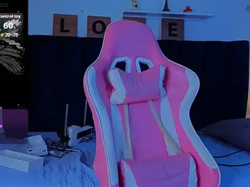 Stripchat Sex Cam of Issac_james_