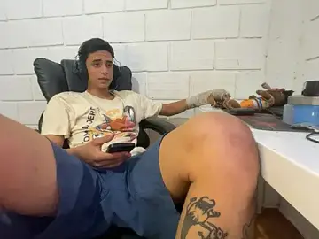 Stripchat Adult Video Chat of Max_TheHorseDick