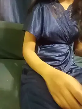 Stripchat Nude Webcam of PreetyKitten