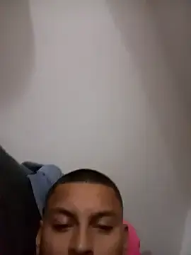 Stripchat Free Live Porn of emrehliug12