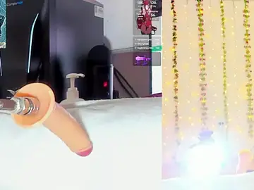 Stripchat Free Porn Cam of Kitty__Rose__