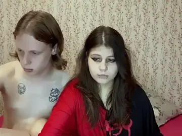 Stripchat Live Sex Cam of Crystal_Love_Porn