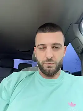 Stripchat Live Porn of Pablo_Hornyguy95