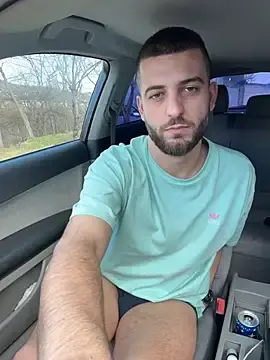 Stripchat Sex Cam of Pablo_Hornyguy95