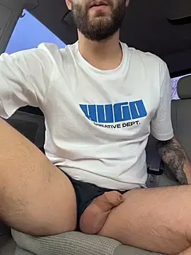 Stripchat Live Porn of Pablo_Hornyguy95