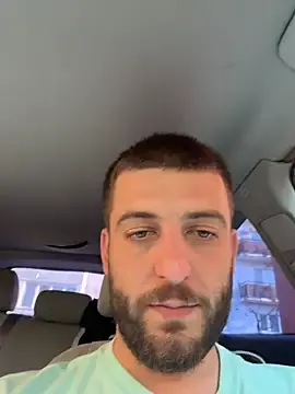 Stripchat Live Sex of Pablo_Hornyguy95