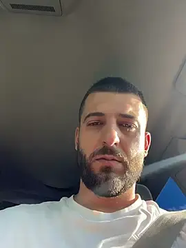 Stripchat Free Live Porn of Pablo_Hornyguy95