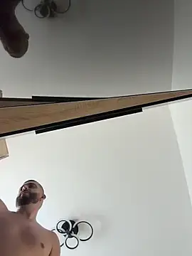 Stripchat Adult Webcams of Pablo_Hornyguy95