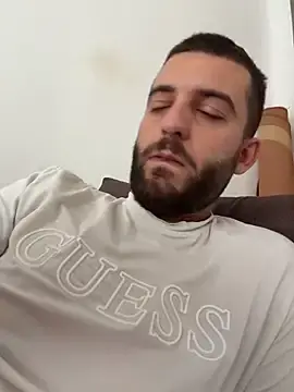 Stripchat Live Sex of Pablo_Hornyguy95