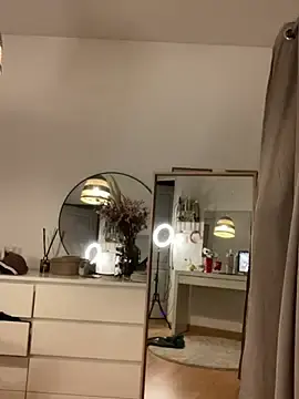 Stripchat Sex Chat of Petite_minette30