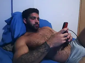 Stripchat Free Porn Cam of macho_fit