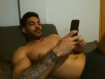 Stripchat Live Sex Cam of macho_fit