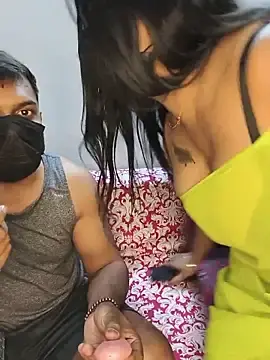 Stripchat Live Porn of deepika-roy