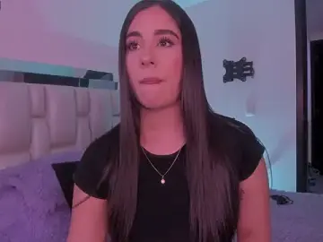 Stripchat Sex Cam of Sussy_Bell01