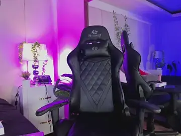 Stripchat Live Porn of mia_rousse25