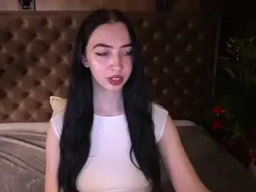 Stripchat Adult Webcam of WildKittenX_