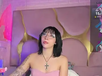 Stripchat Live Sex Cam of NaniiSisy