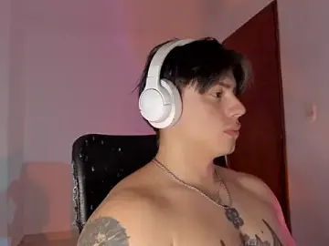 Stripchat Adult Webcams of Giordano_Russo