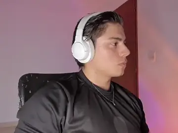 Stripchat Live Porn of Giordano_Russo