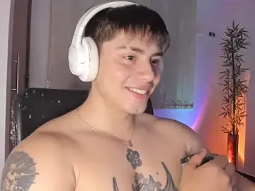 Stripchat Nude Webcam of Giordano_Russo