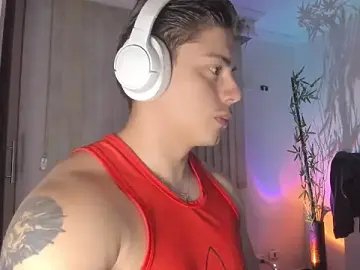 Stripchat Best live sex cam show of Giordano_Russo