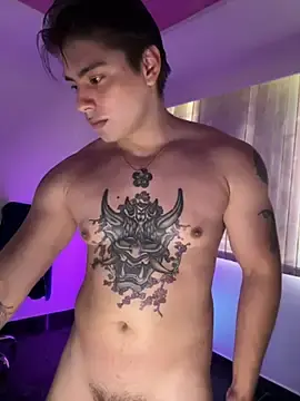 Stripchat Best live sex cam show of Giordano_Russo