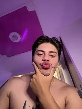 Stripchat Live Porn of Giordano_Russo